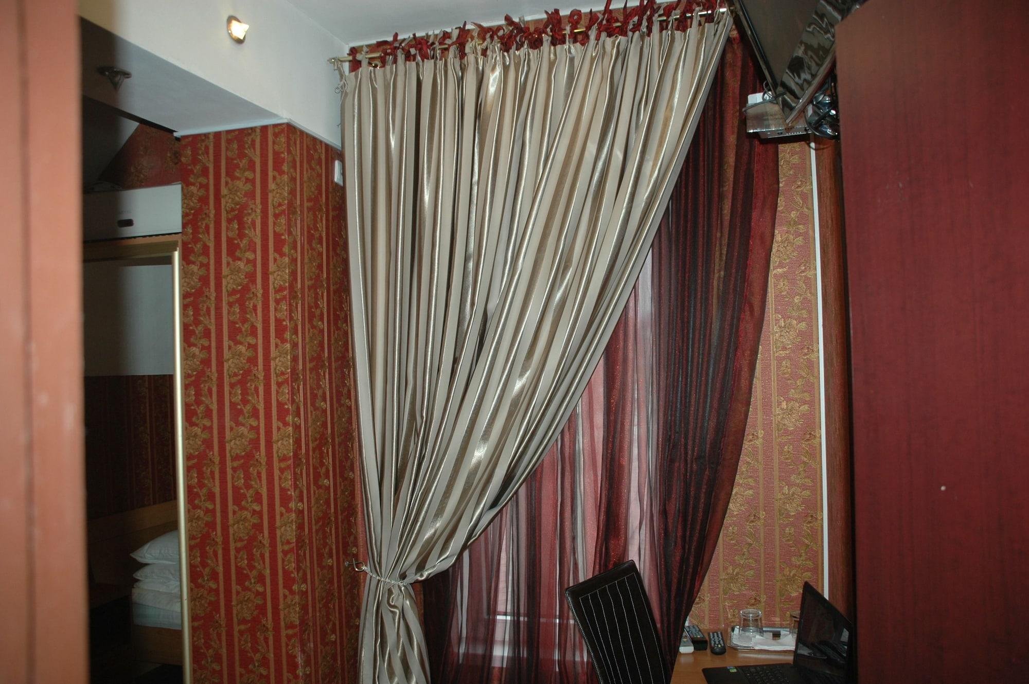Bella Donna Hotel Кишинів Екстер'єр фото