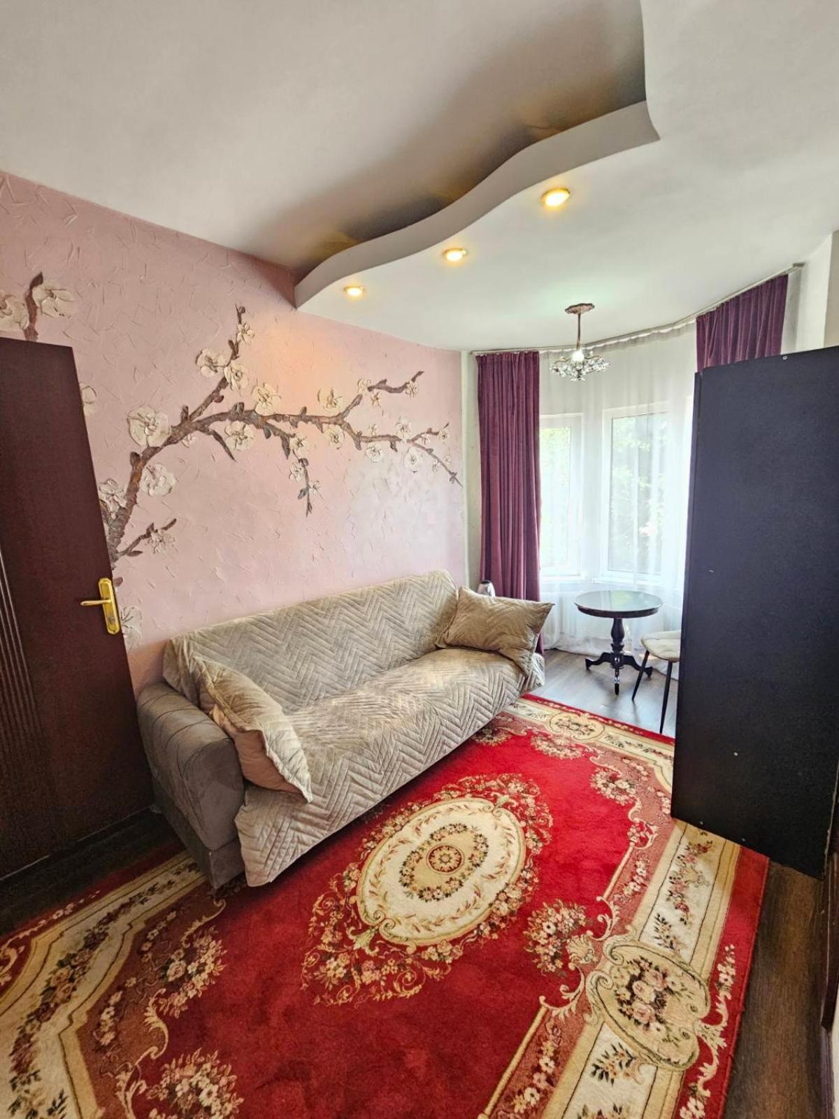 Bella Donna Hotel Кишинів Екстер'єр фото