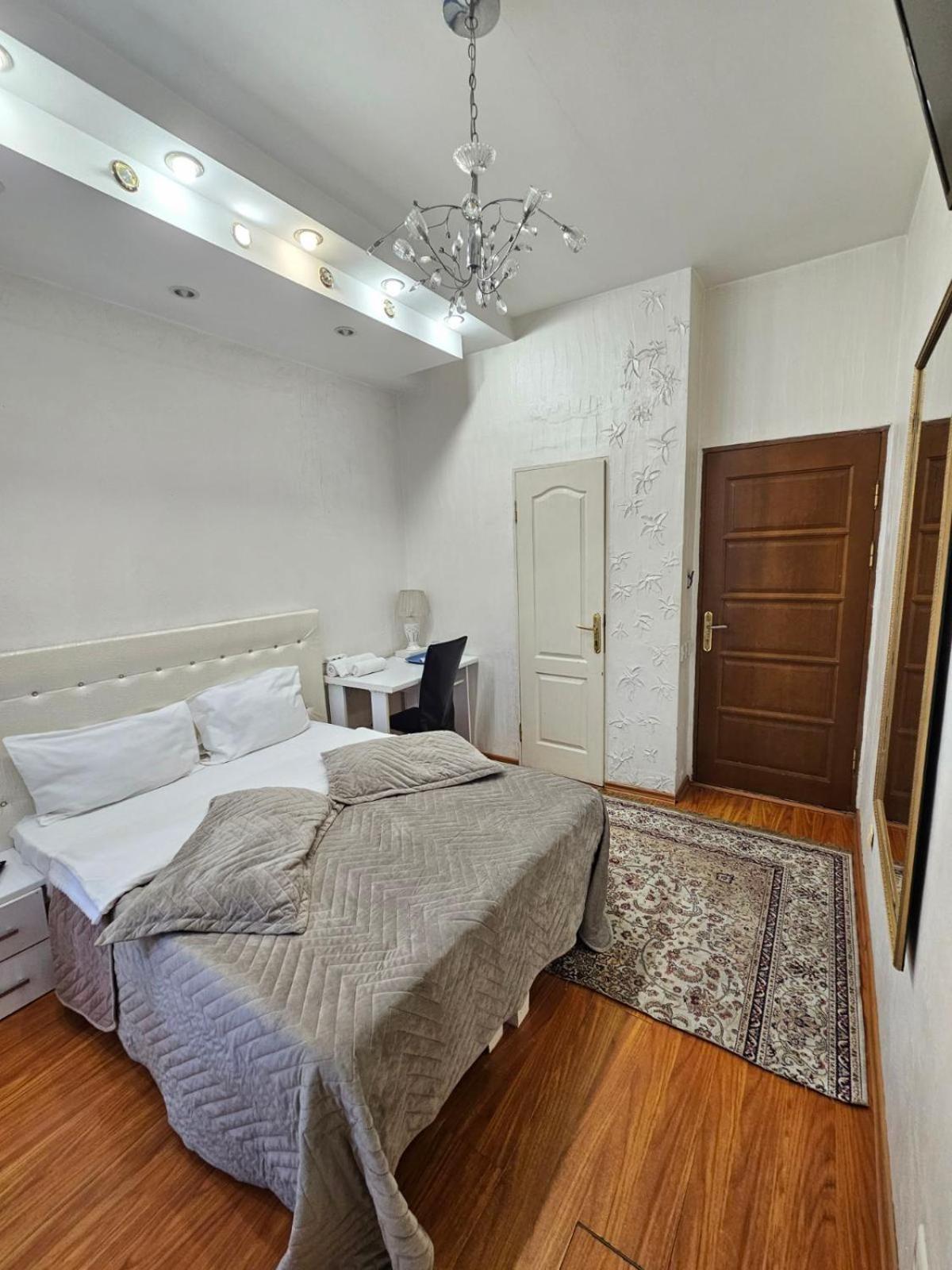 Bella Donna Hotel Кишинів Екстер'єр фото
